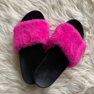 H2K Pearl Peach Fuzzy Fur Fashion Slides Flip Flops Sandals Slides Cozy Warm H2K Pearl Peach Fuzzy Fur Fashion Slides Flip Flops Sandals Slides Cozy Warm